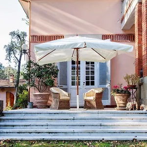 https://i-frarivi-bedbreakfast.it-tuscanyhotel.com